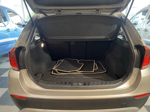 Slideshow Image 11